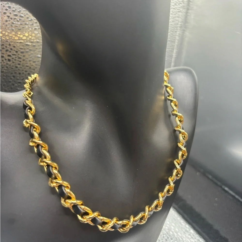 Elegant Gold and Black Leather Chain Necklace